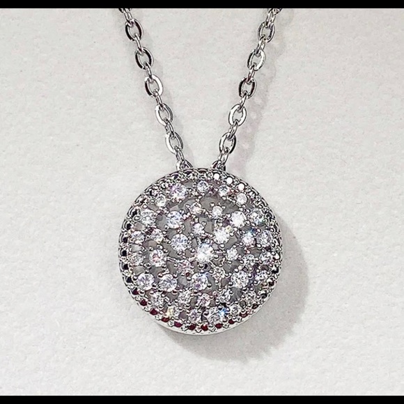 Silver and cubic zirconia round necklace - Picture 1 of 4